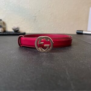 Authentic Gucci Red Calfskin Leather Silver Interlocking G Buckle Belt 43 1/2”